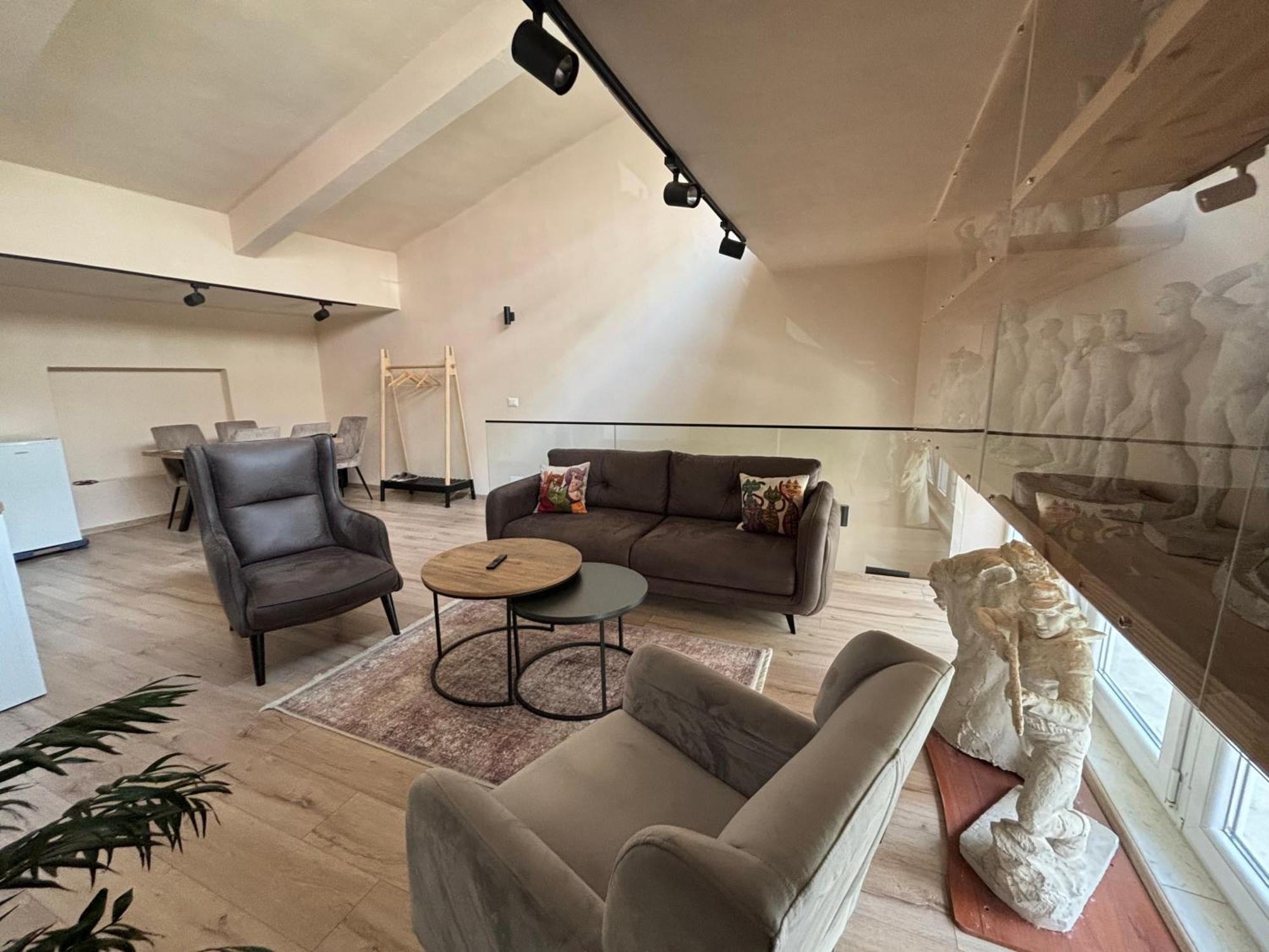 טיראנה Vacation Studio By Andrea מראה חיצוני תמונה