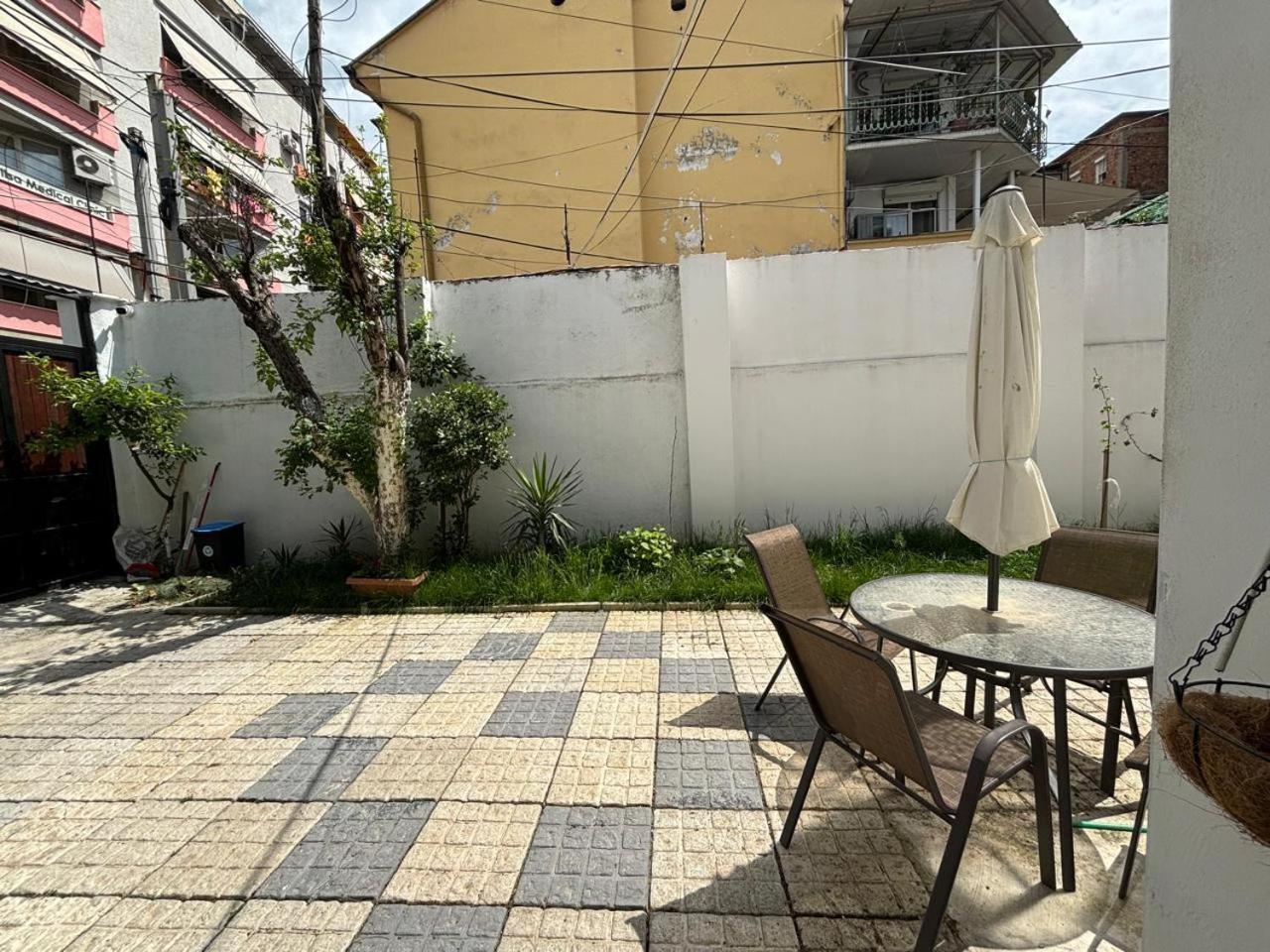טיראנה Vacation Studio By Andrea מראה חיצוני תמונה